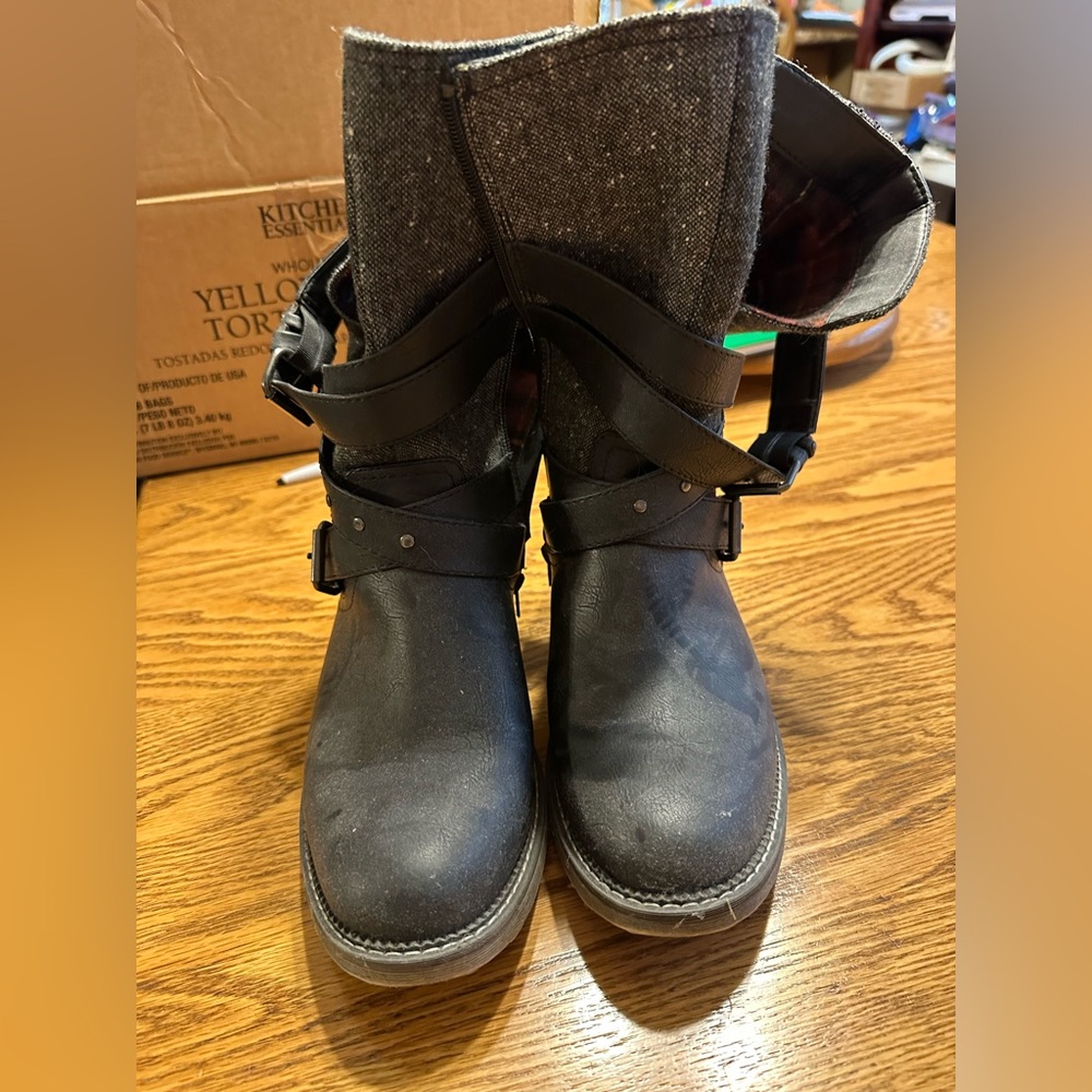 Maurices Black Combat & Moto Boots
